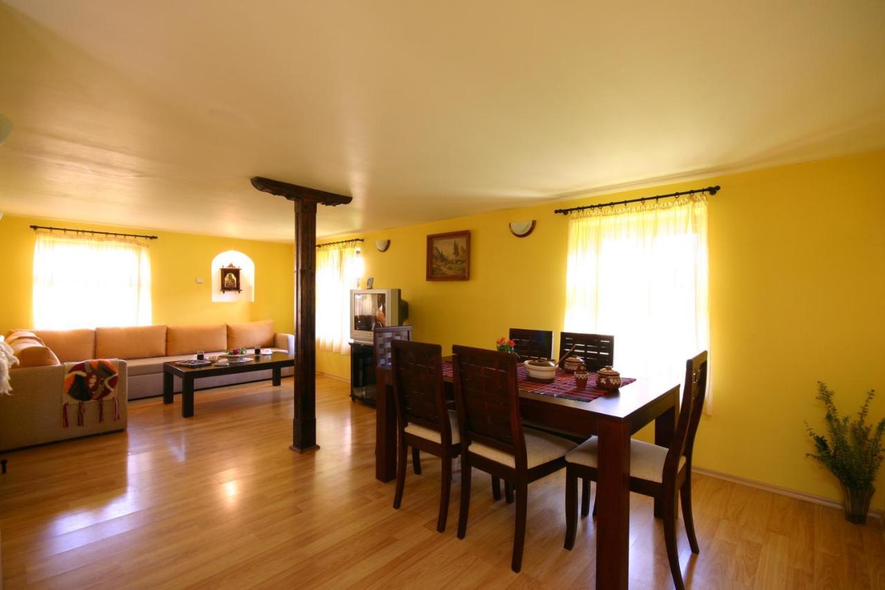 Private 4Br-2Ba Guest House Dryanovo With Pool And Free Parking Экстерьер фото